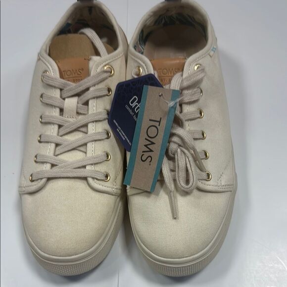 TOMS Cream Canvas Sneakers - Picture 4 of 9